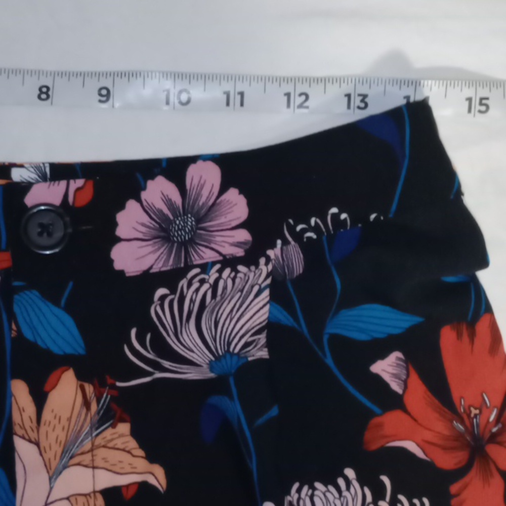 Who What Wear Floral Tapered Pants Size 8 - Picture 5 of 10